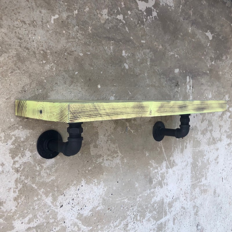 FALI POLC ZÖLD TÖMÖRFA LAPPAL FALI POLC ZÖLD TÖMÖRFA LAPPAL